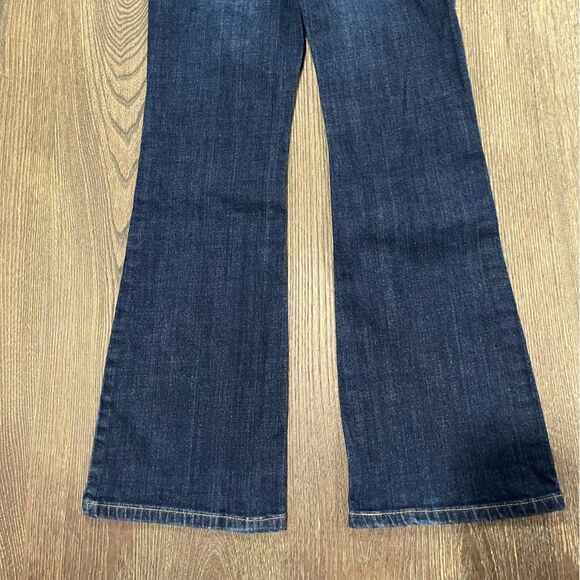 Levi's 526 Slender Boot Cut Jeans Mid Rise Whisker Denim Medium Wash Blue Size 4 - Picture 10 of 11